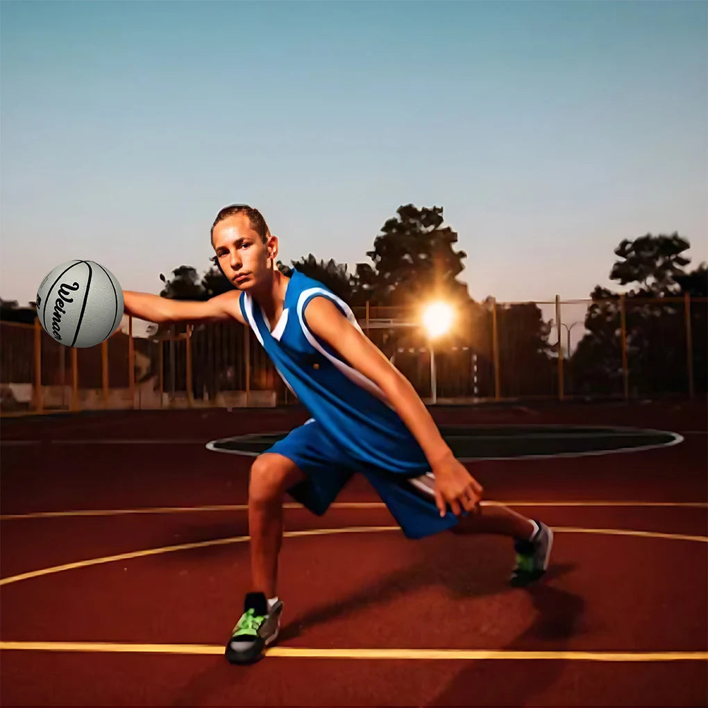 White Basketball Ball For Players Of All Levels Enhanced Visibility Luminous Basketballs Wear Resistant Soft leather
